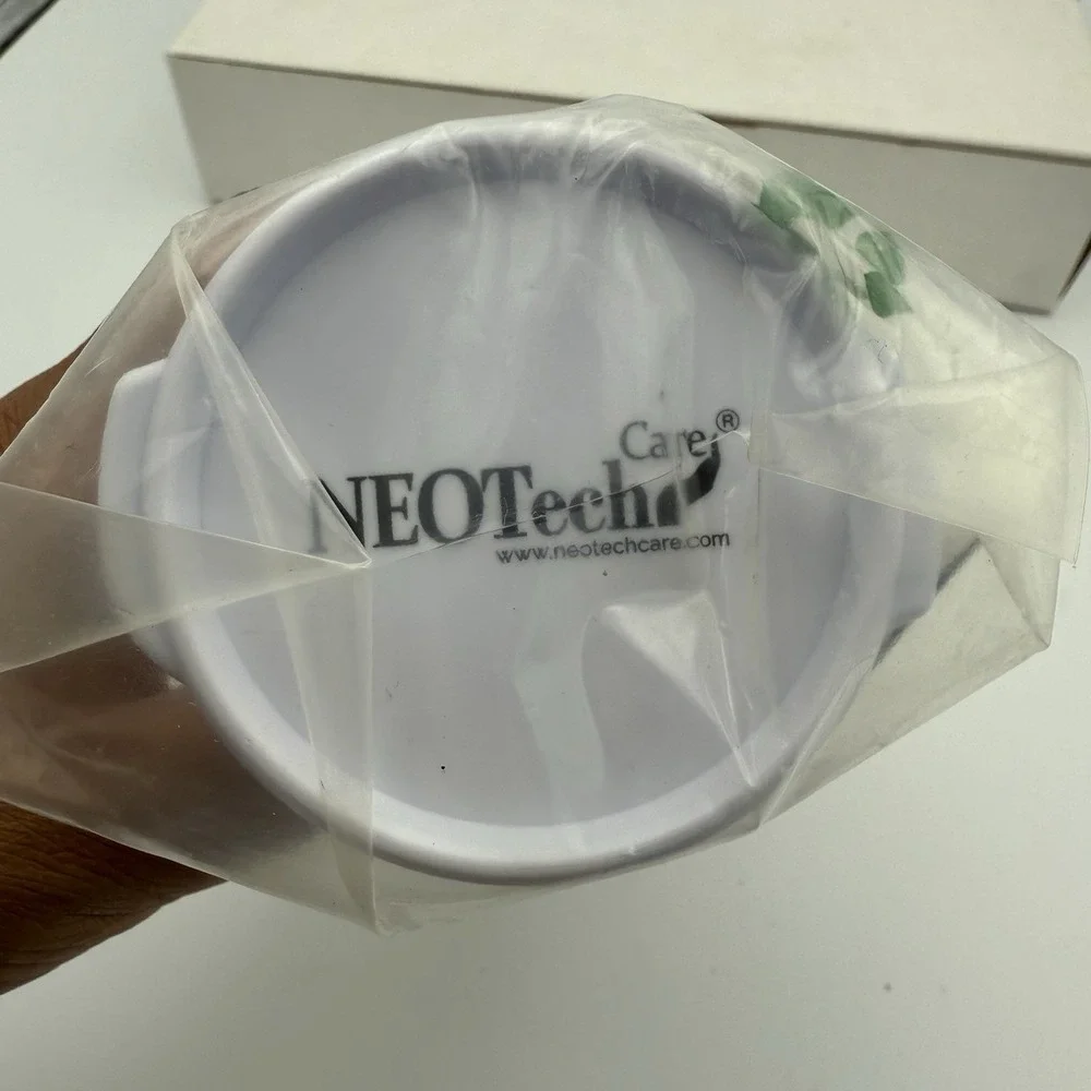 New In Bag‎ Neo Tech Reusable Cold and Hot Compress Ice Bag Strawberry Pattern
